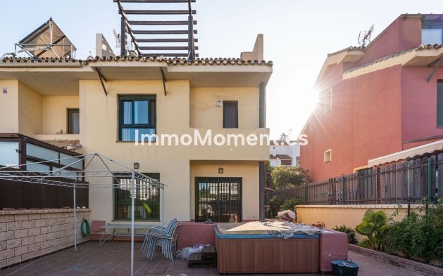 Bestaande woning - Geschakelde woning - Estepona  - Cancelada
