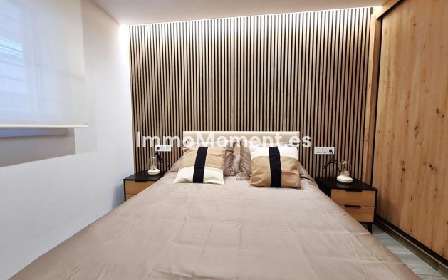 Reventa - Apartamento - Estepona  - Estepona Centro