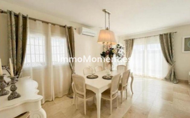 Resale - Villa - Sotogrande - San Roque