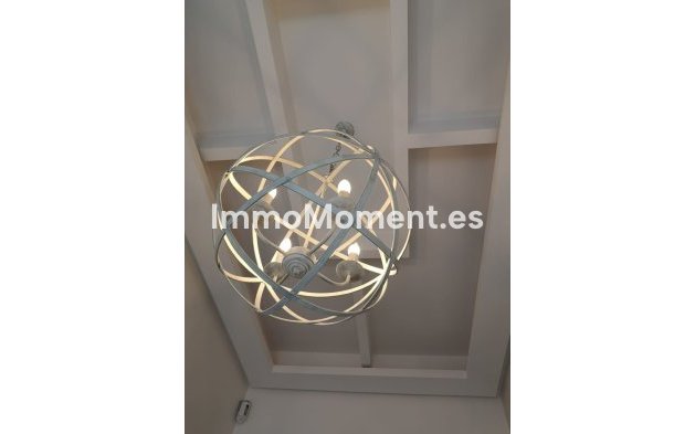 Reventa - Villa - Estepona  - Estepona Centro