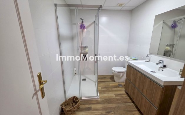Resale - Apartment - Manilva - La Duquesa