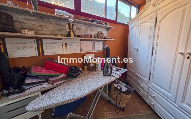 Resale - Apartment - Manilva - La Duquesa