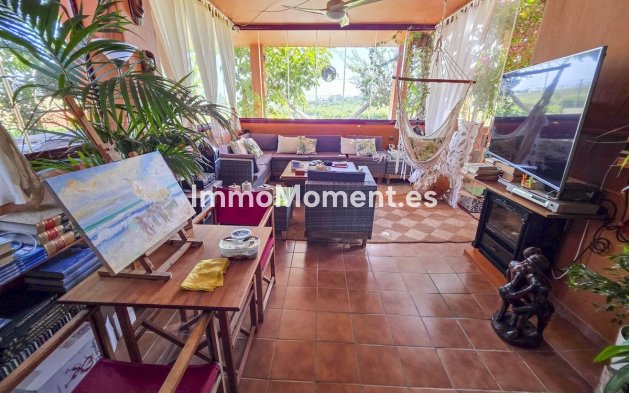 Resale - Apartment - Manilva - La Duquesa