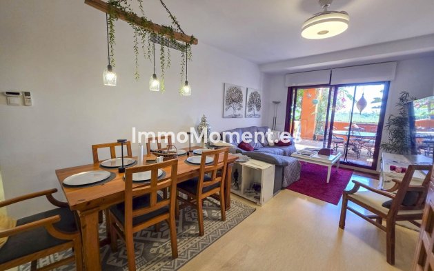 Resale - Apartment - Manilva - La Duquesa