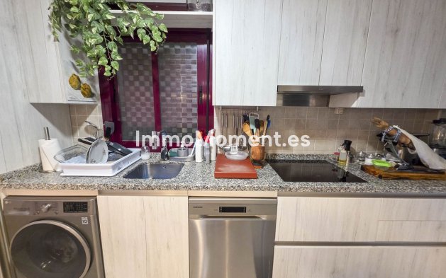 Resale - Apartment - Manilva - La Duquesa