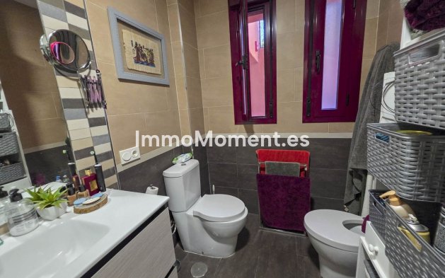 Resale - Apartment - Manilva - La Duquesa
