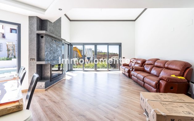 Revente - Villa - Estepona  - Estepona Centro