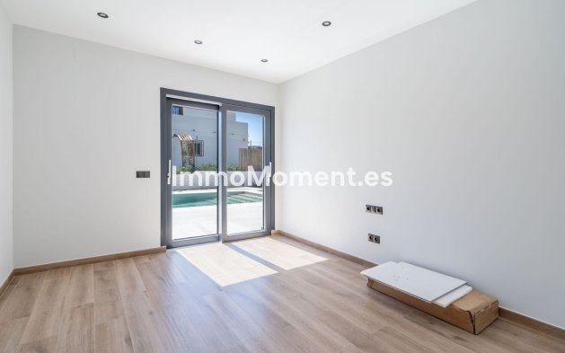 Revente - Villa - Estepona  - Estepona Centro