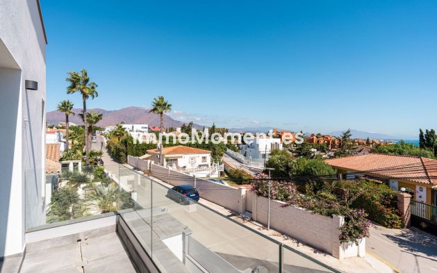 Revente - Villa - Estepona  - Estepona Centro