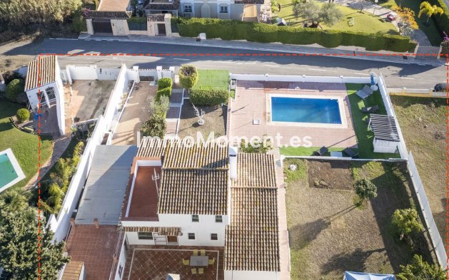 Bestaande woning - Villa - Estepona  - Estepona Centro