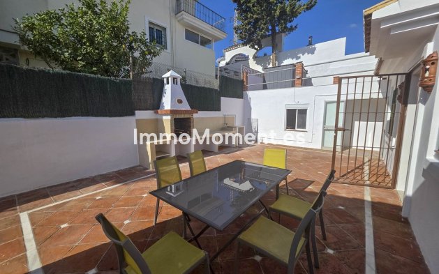 Bestaande woning - Villa - Estepona  - Estepona Centro