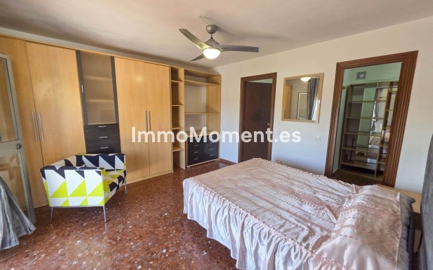 Bestaande woning - Villa - Estepona  - Estepona Centro