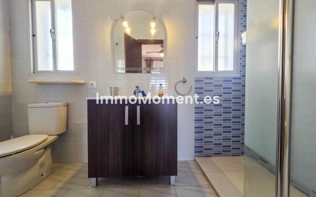 Bestaande woning - Villa - Estepona  - Estepona Centro