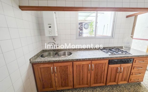 Revente - Maison mitoyenne - Estepona  - Estepona Centro