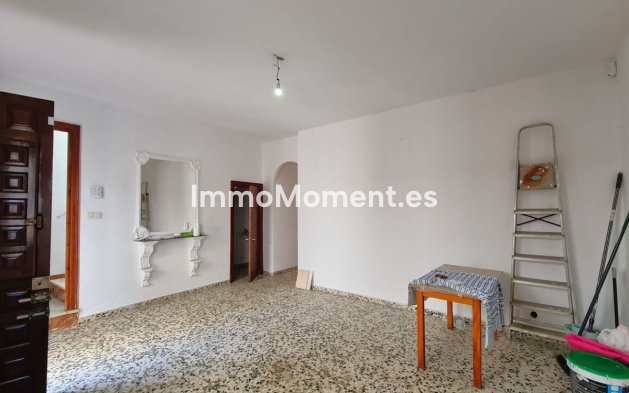 Bestaande woning - Villa - Estepona  - Estepona Centro