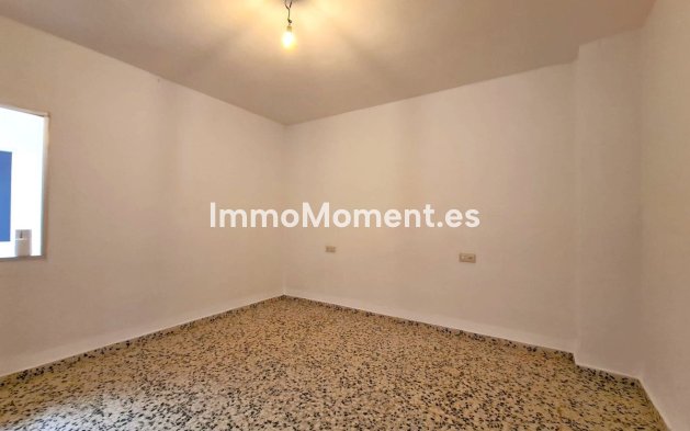 Bestaande woning - Villa - Estepona  - Estepona Centro