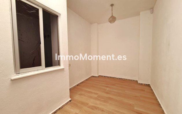 Bestaande woning - Villa - Estepona  - Estepona Centro