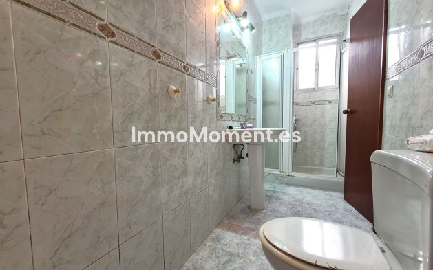 Bestaande woning - Villa - Estepona  - Estepona Centro