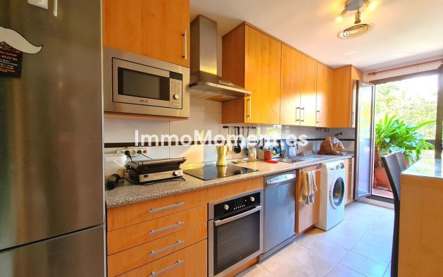 Revente - Appartement - Estepona  - Estepona Centro