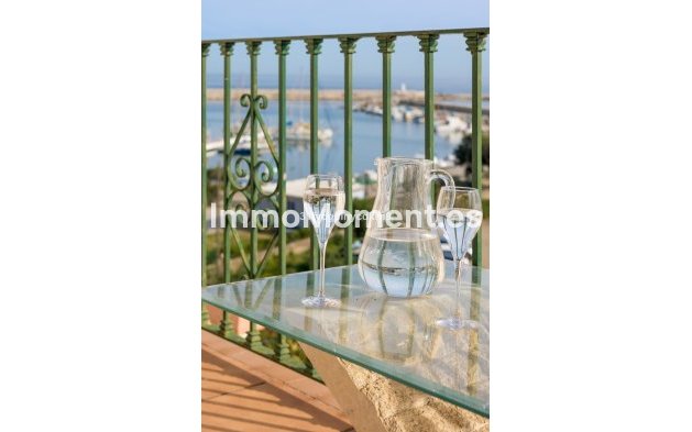 Resale - Townhouse - Estepona - Estepona Centro