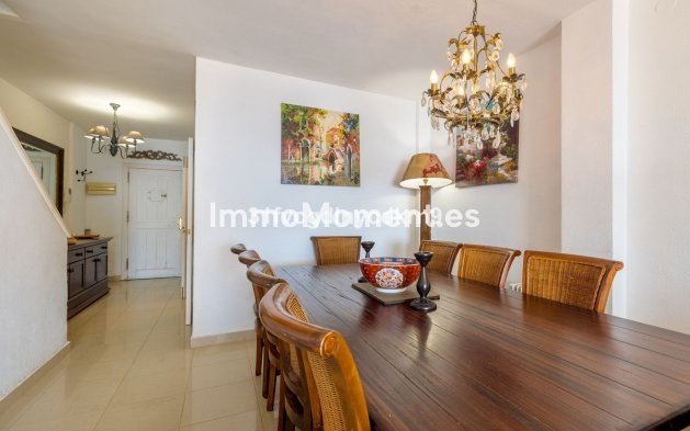 Resale - Townhouse - Estepona - Estepona Centro