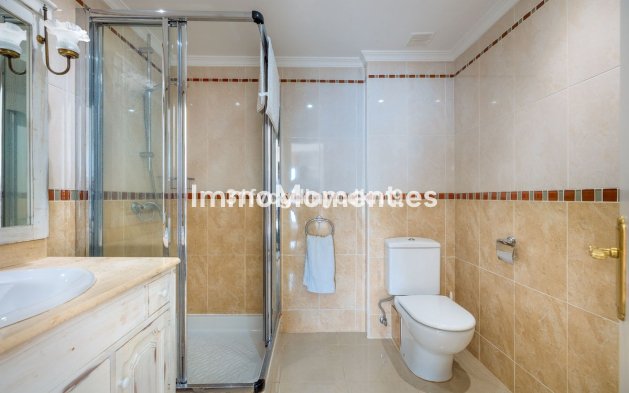 Resale - Townhouse - Estepona - Estepona Centro