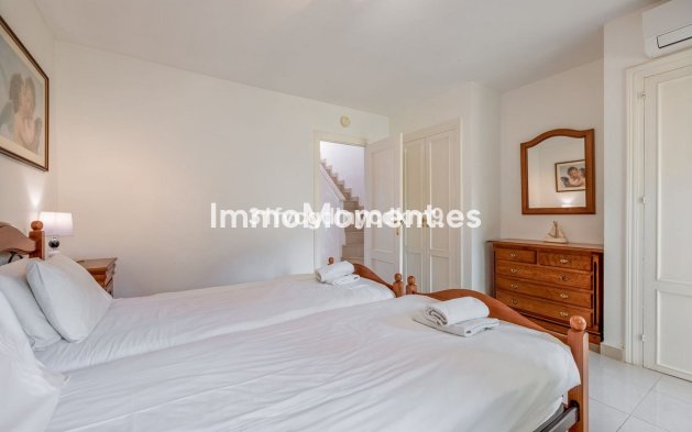 Resale - Townhouse - Estepona - Estepona Centro