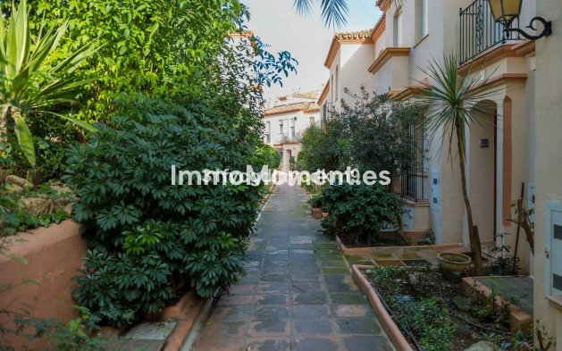 Resale - Townhouse - Estepona - Estepona Centro