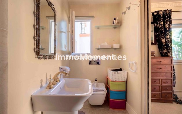 Wiederverkauf - Wohnung - Estepona  - Estepona Centro