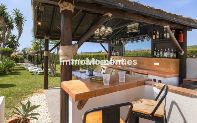 Wiederverkauf - Villa - Estepona  - Estepona Centro