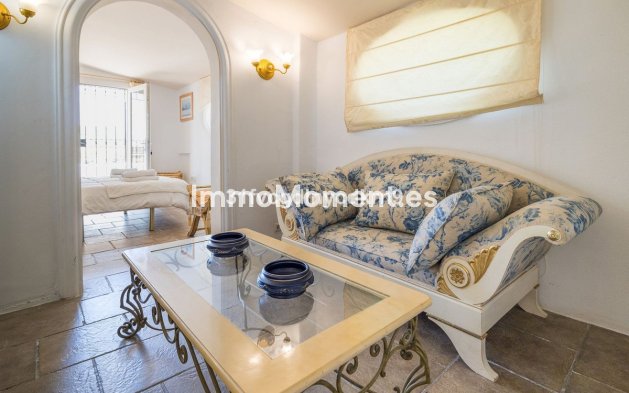 Wiederverkauf - Villa - Estepona  - Estepona Centro