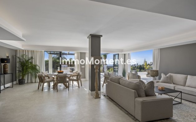 Resale - Villa - El Paraiso - New Golden Mile