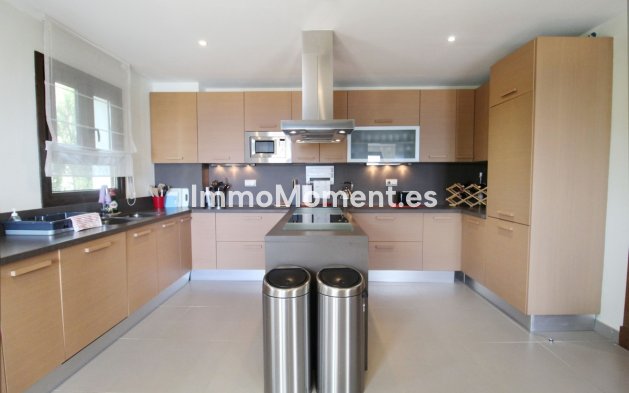 Revente - Villa - Benahavís - Benahavís Centro