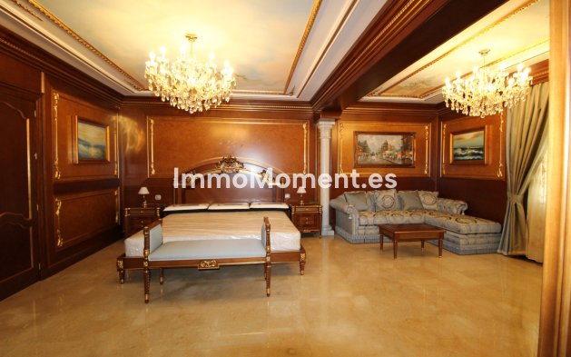 Reventa - Villa - Marbella - Guadalmina Baja