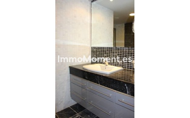 Wiederverkauf - Wohnung - Manilva - Manilva Centro