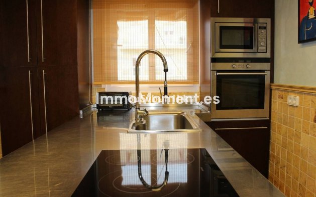 Wiederverkauf - Wohnung - Manilva - Manilva Centro