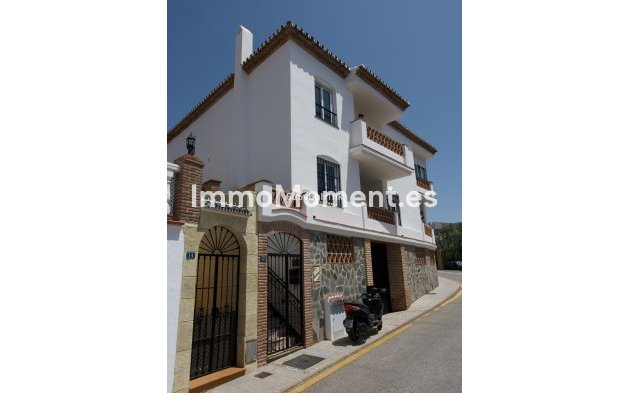 Resale - Villa - Mijas - Mijas Centro