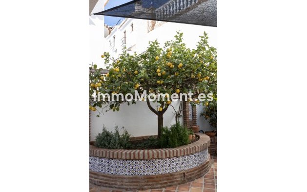 Resale - Villa - Mijas - Mijas Centro