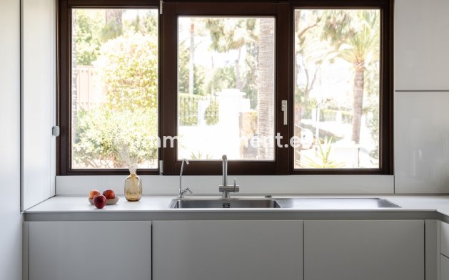 Reventa - Villa - Marbella - Hacienda Las Chapas