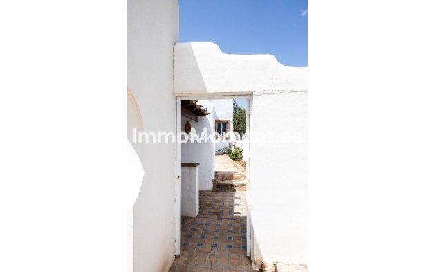 Resale - Villa - Mijas - Mijas Centro