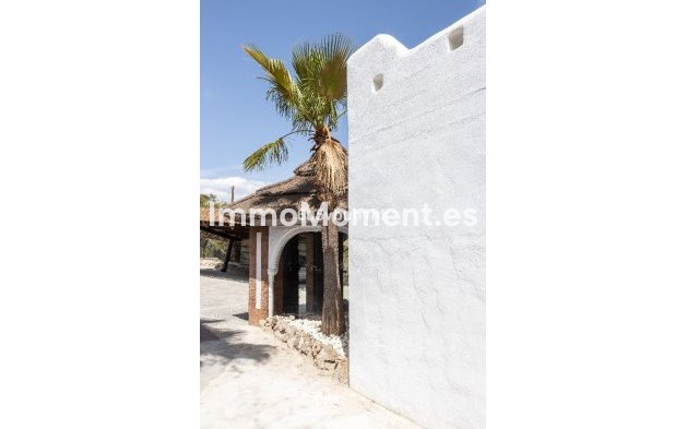 Resale - Villa - Mijas - Mijas Centro