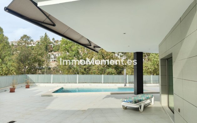 Wiederverkauf - Villa - Benalmadena - Benalmadena Centro