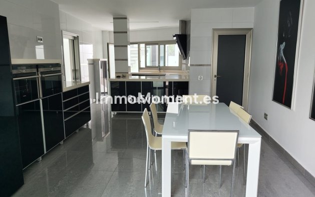 Wiederverkauf - Villa - Benalmadena - Benalmadena Centro