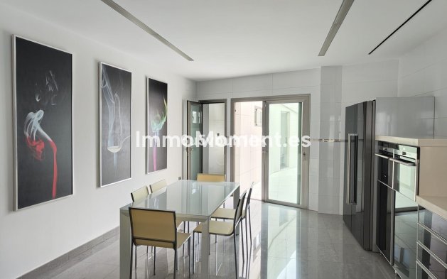 Wiederverkauf - Villa - Benalmadena - Benalmadena Centro