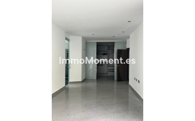 Wiederverkauf - Villa - Benalmadena - Benalmadena Centro