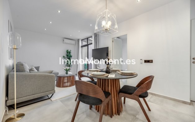 Wiederverkauf - Wohnung - Estepona  - Estepona Centro