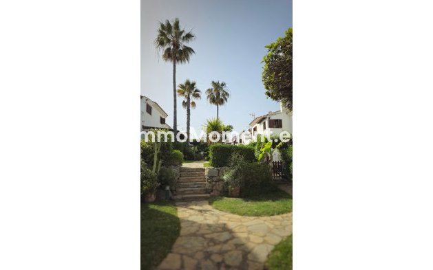 Wiederverkauf - Reihenhaus - Estepona  - Estepona Centro