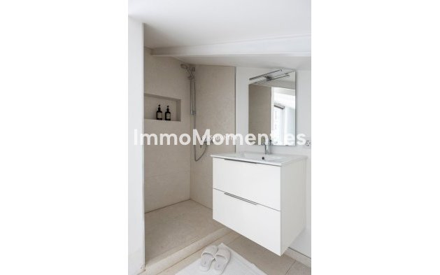 Wiederverkauf - Wohnung - Marbella - Puerto Banús