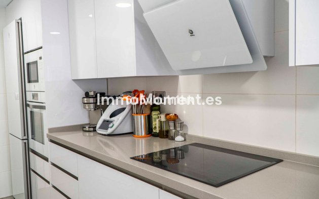 Resale - Apartment - Torremolinos