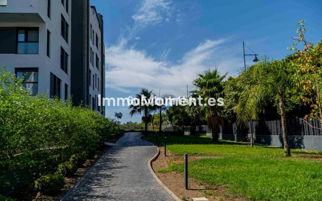 Resale - Apartment - Torremolinos